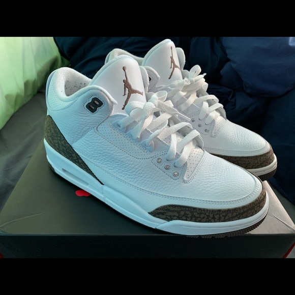 Jordan Other - Air Jordan Retro 3 Mocha